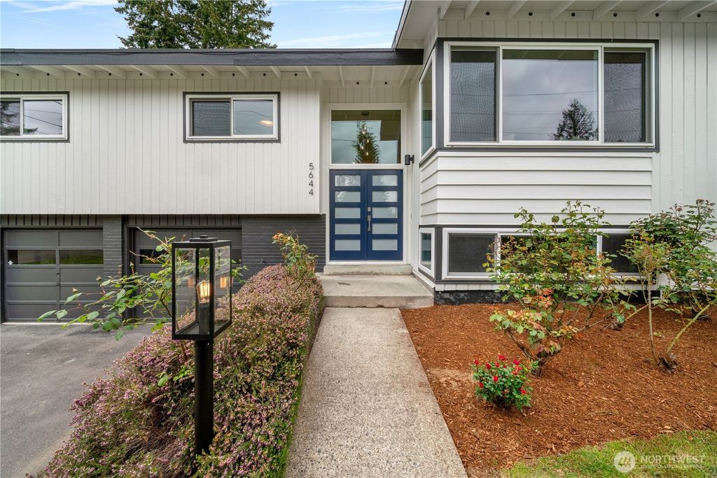 Photo of 5644 116th Avenue SE, Bellevue, WA 98006 (MLS # 2373523)