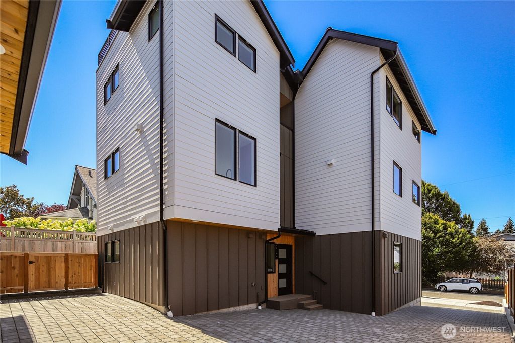 Photo of 2744 38th Avenue SW, Seattle, WA 98126 (MLS # 2421248)