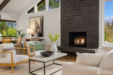 9740 SE 40th Street Mercer Island WA 98040