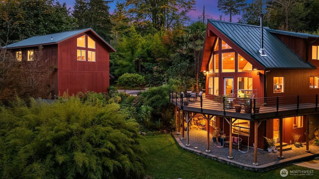 Photo of 36416 SE 82 Street, Snoqualmie, WA 98065 (MLS # 2443410)