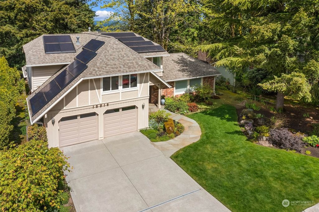 Photo of 15916 SE 46th Place, Bellevue, WA 98006 (MLS # 2227829)