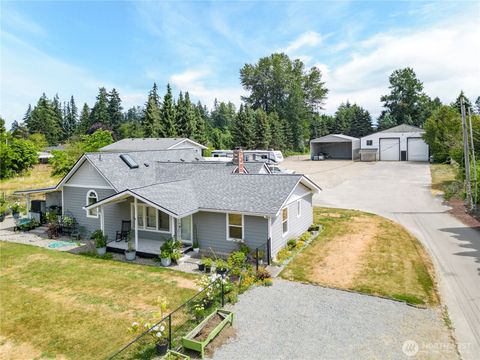 10709 Woodland Avenue E Puyallup WA 98373