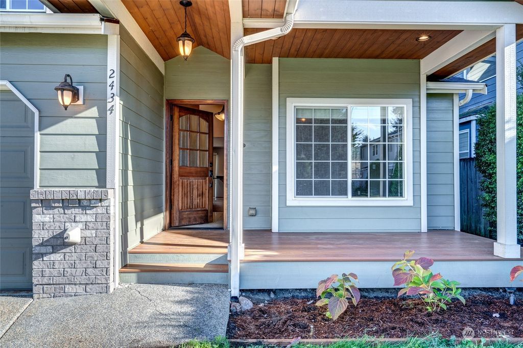 Photo of 2434 Ferndale Place NE, Renton, WA 98056 (MLS # 2310300)