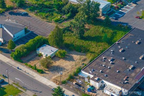 Photo of 1431 E 40th Street, Tacoma, WA 98404 (MLS # 2429890)