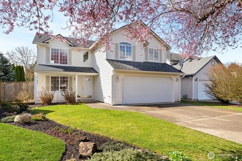 Photo of 18703 SE 19th Way, Vancouver, WA 98683 (MLS # 2469926)
