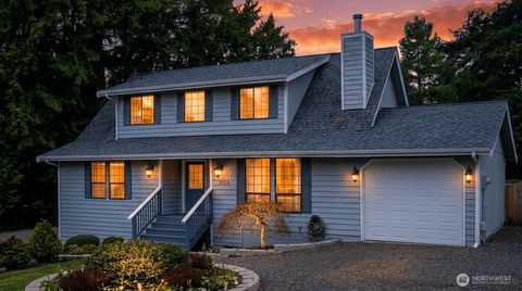 Photo of 12506 NE Virginia Court, Kingston, WA 98346 (MLS # 2498816)