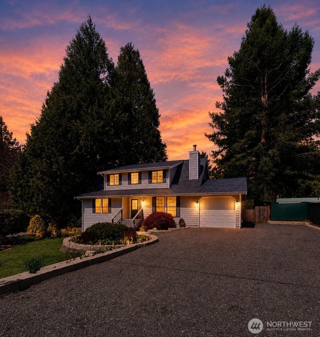 Photo of 12506 NE Virginia Court, Kingston, WA 98346 (MLS # 2498816)