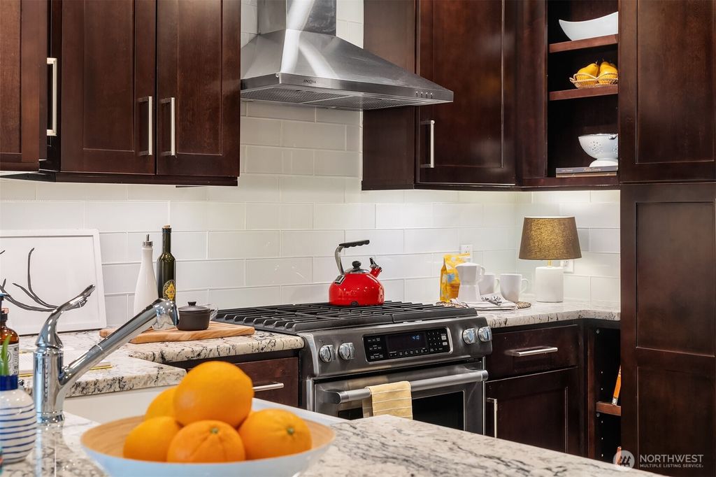 Photo of 2607 Western Avenue #809, Seattle, WA 98121 (MLS # 2396288)