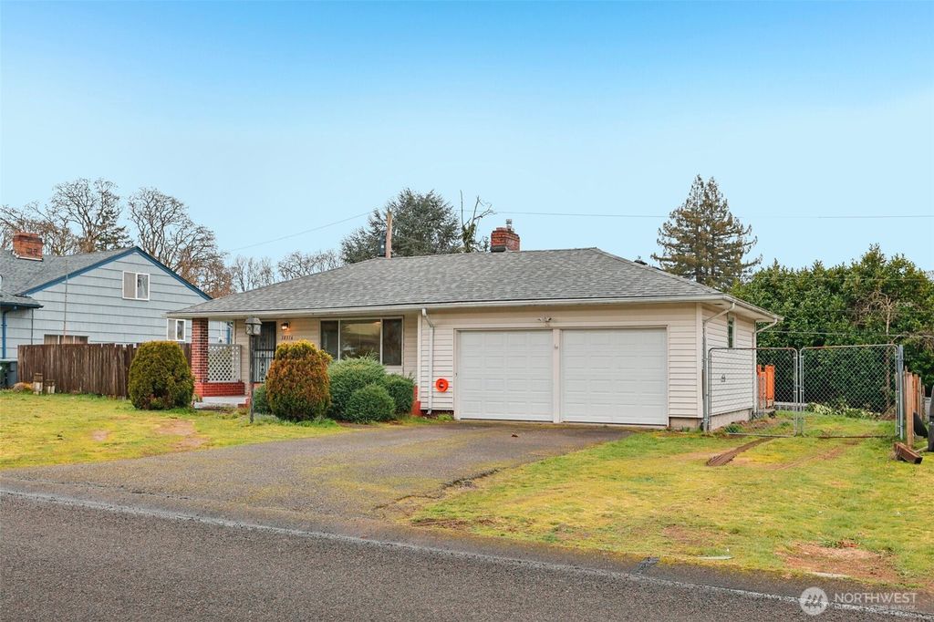 Photo of 10316 Becker Drive SW, Lakewood, WA 98499 (MLS # 2492248)