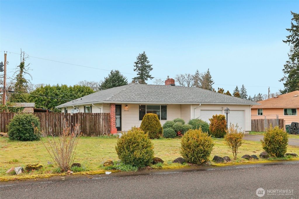 Photo of 10316 Becker Drive SW, Lakewood, WA 98499 (MLS # 2492248)