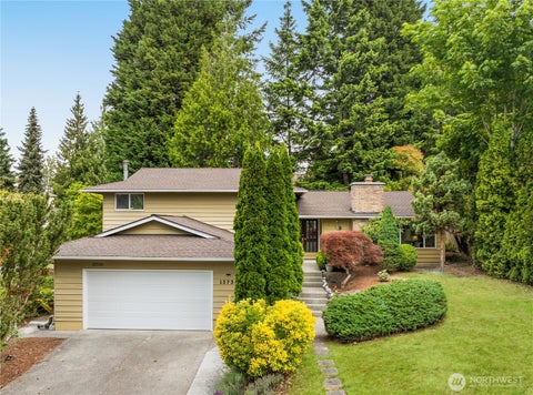 Photo of 13730 SE 20th Street, Bellevue, WA 98005 (MLS # 2495651)