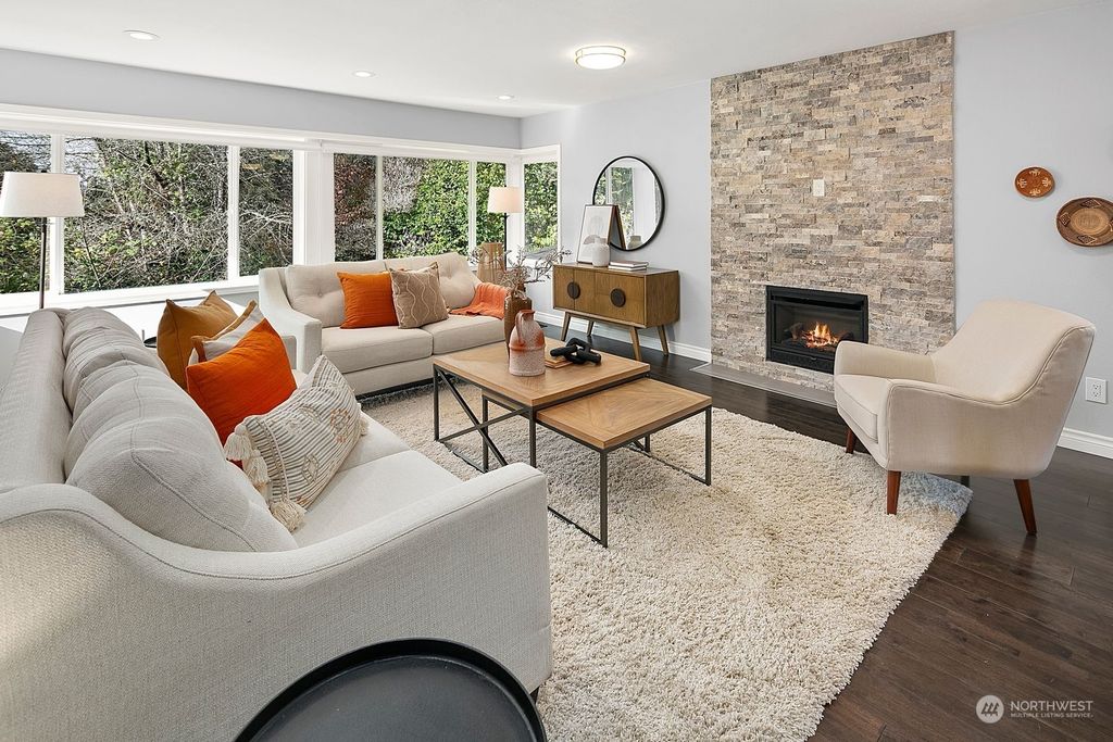 Photo of 4533 NE 106th Street, Seattle, WA 98125 (MLS # 2175957)