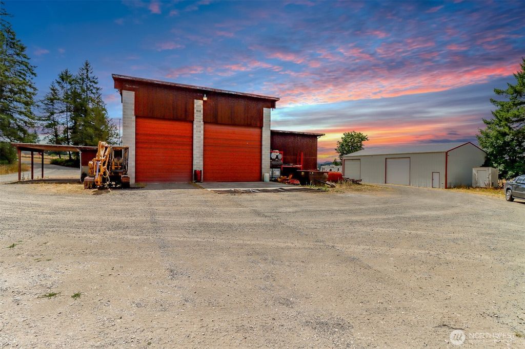 Photo of 5215 365th Street Ct E, Eatonville, WA 98328 (MLS # 2492142)