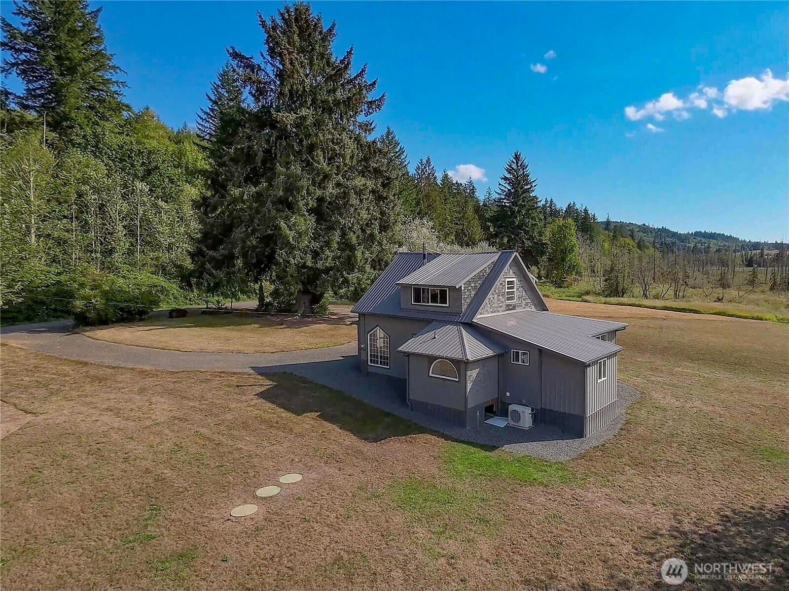 720 Leland Valley Road E