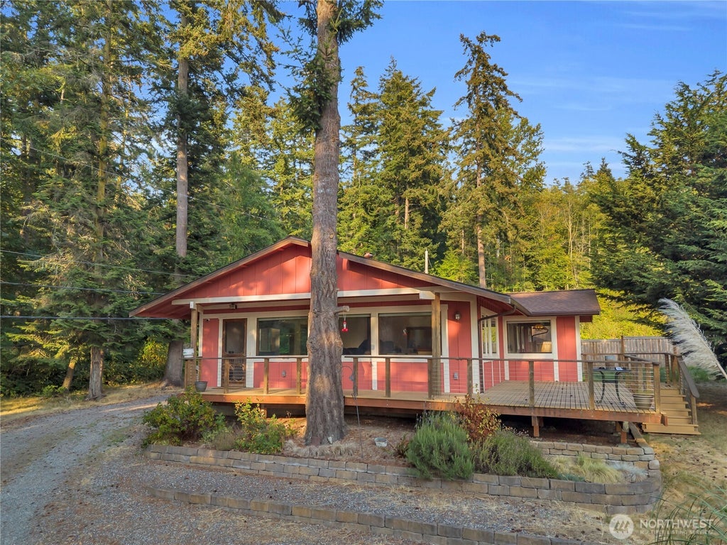 Photo of 17261 Golden View Avenue, La Conner, WA 98257 (MLS # 2586802)