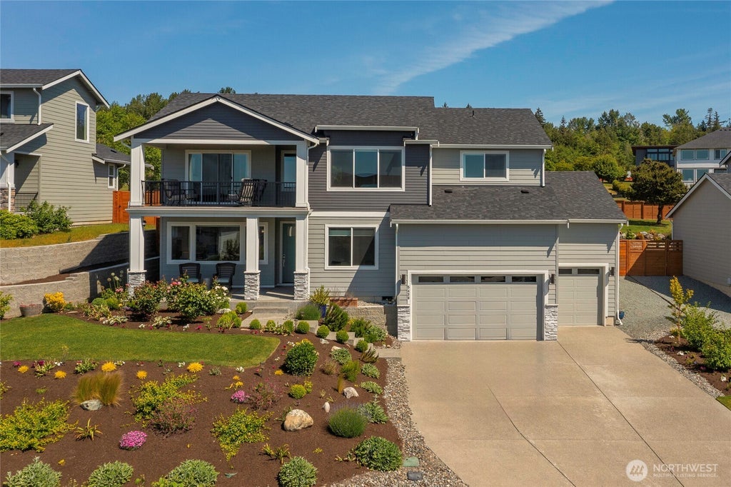 Photo of 5436 Lonicera Drive, Blaine, WA 98230 (MLS # 2538500)