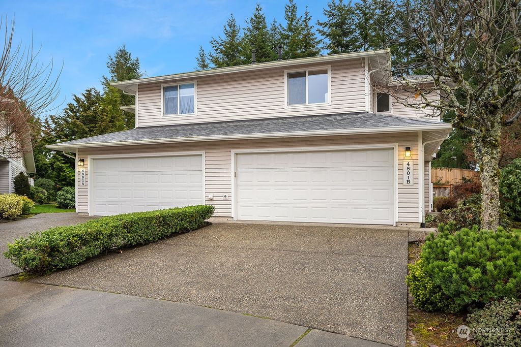 Photo of 4801 NE 18th Place #B, Renton, WA 98059 (MLS # 2033787)