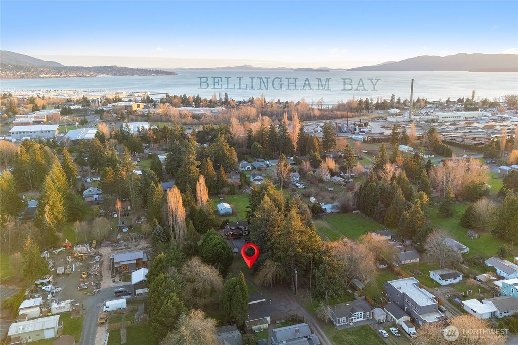 Photo of 3009 Birchwood Avenue, Bellingham, WA 98225 (MLS # 2483099)