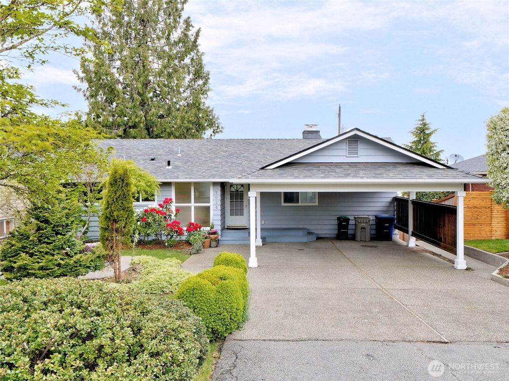 Photo of 7024 S Lakeridge Drive, Seattle, WA 98178 (MLS # 2364251)