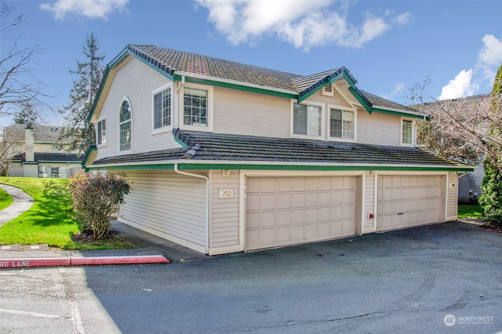 Photo of 750 122nd Avenue NE #2, Bellevue, WA 98005 (MLS # 2037432)