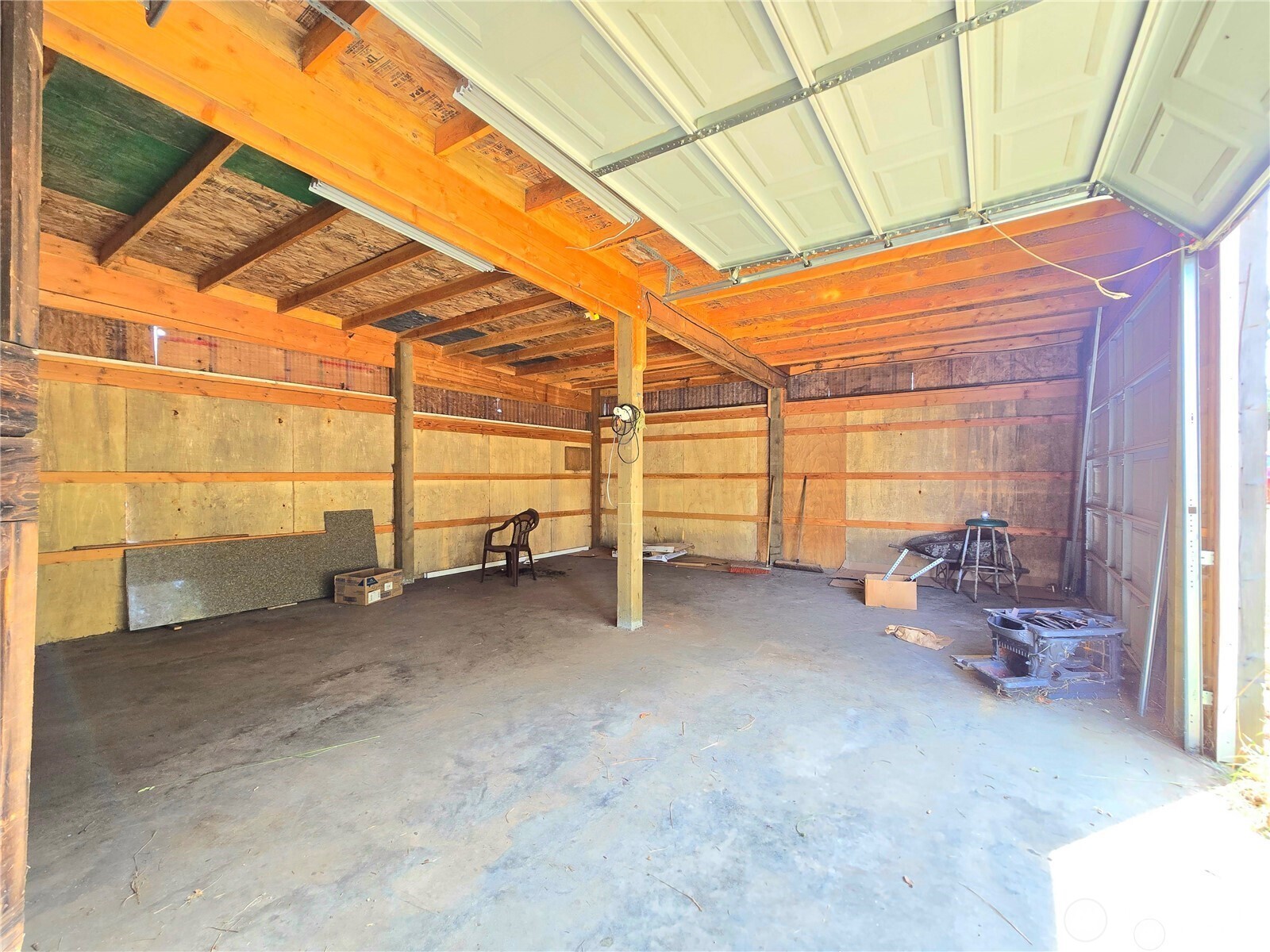 1114 W Lauridsen Blvd Lot D & C