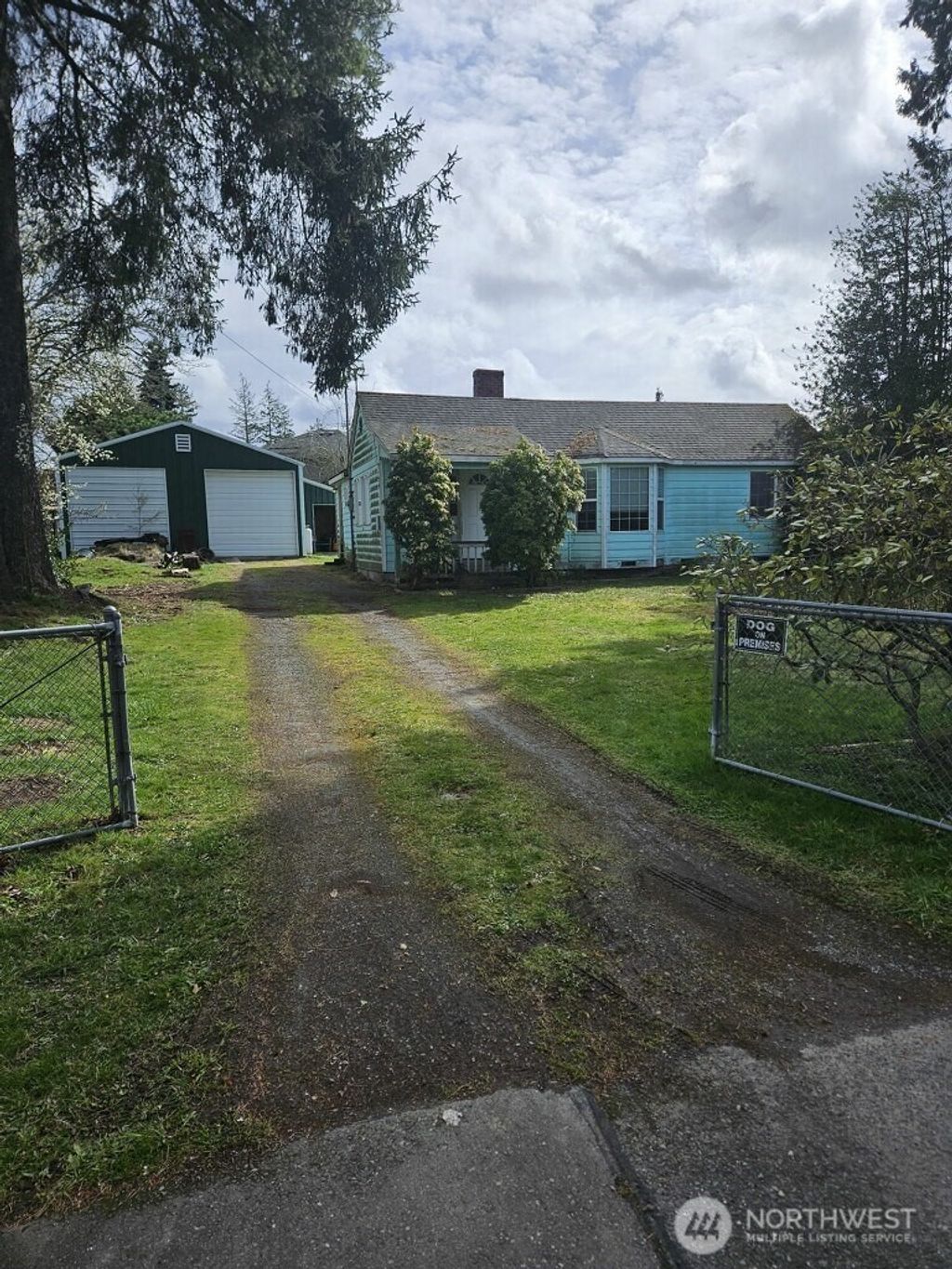 Photo of 17417 Spruce Way, Lynnwood, WA 98037 (MLS # 2496452)