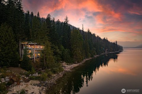 Photo of 15810 Cedar Brae Road, Leavenworth, WA 98826 (MLS # 2443940)