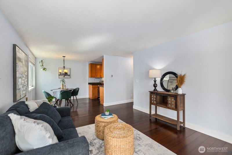 10110 Greenwood Ave N 204