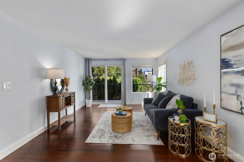 10110 Greenwood Ave N 204