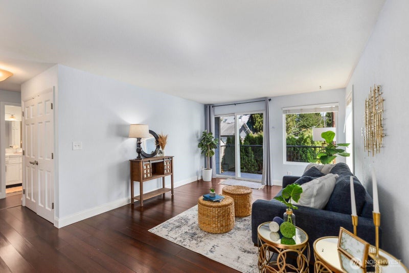10110 Greenwood Ave N 204