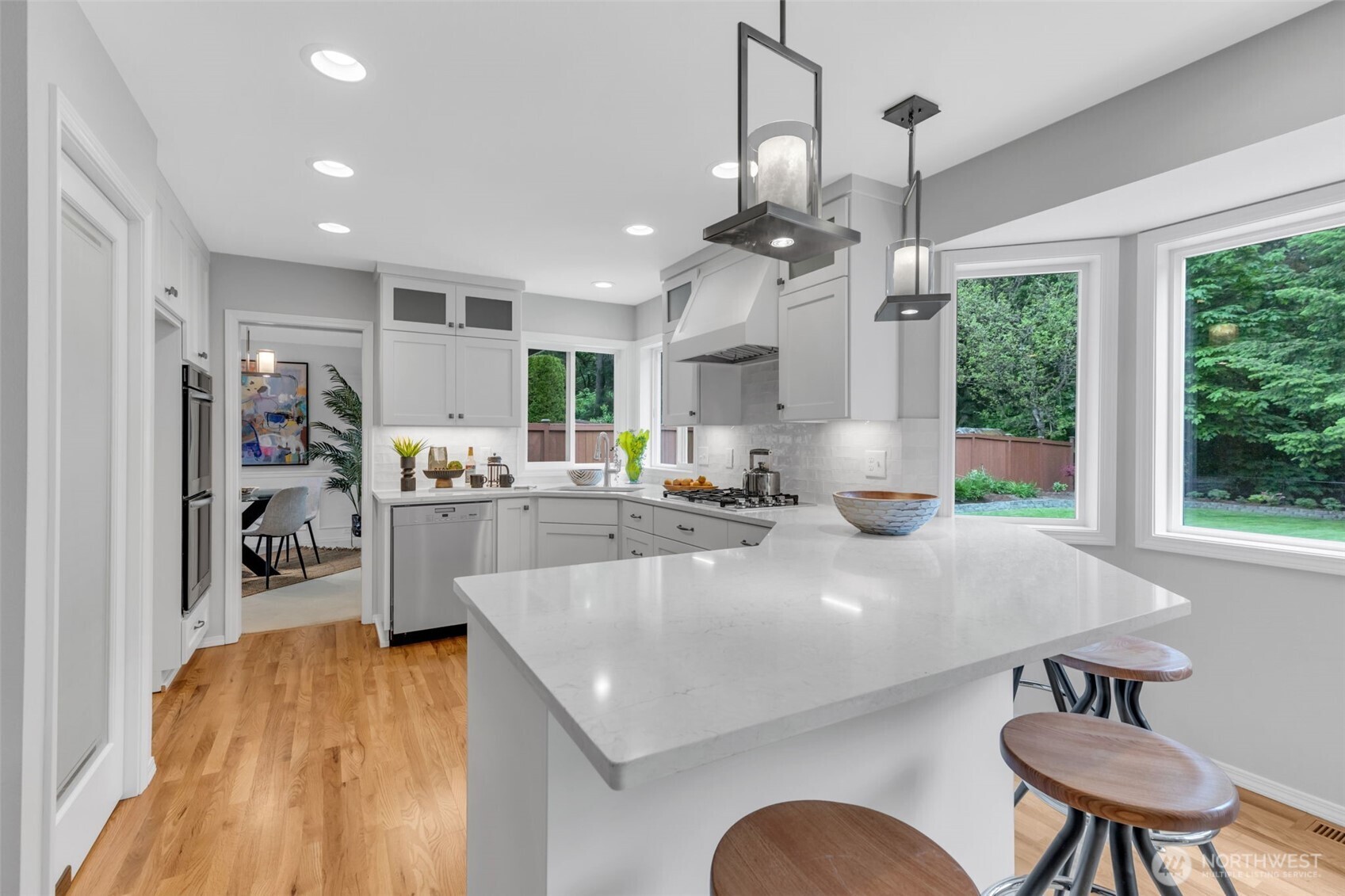 Federal Way, Washington 98003, United States, 4 Bedrooms Bedrooms, ,3 BathroomsBathrooms,Residential,Pending,132043