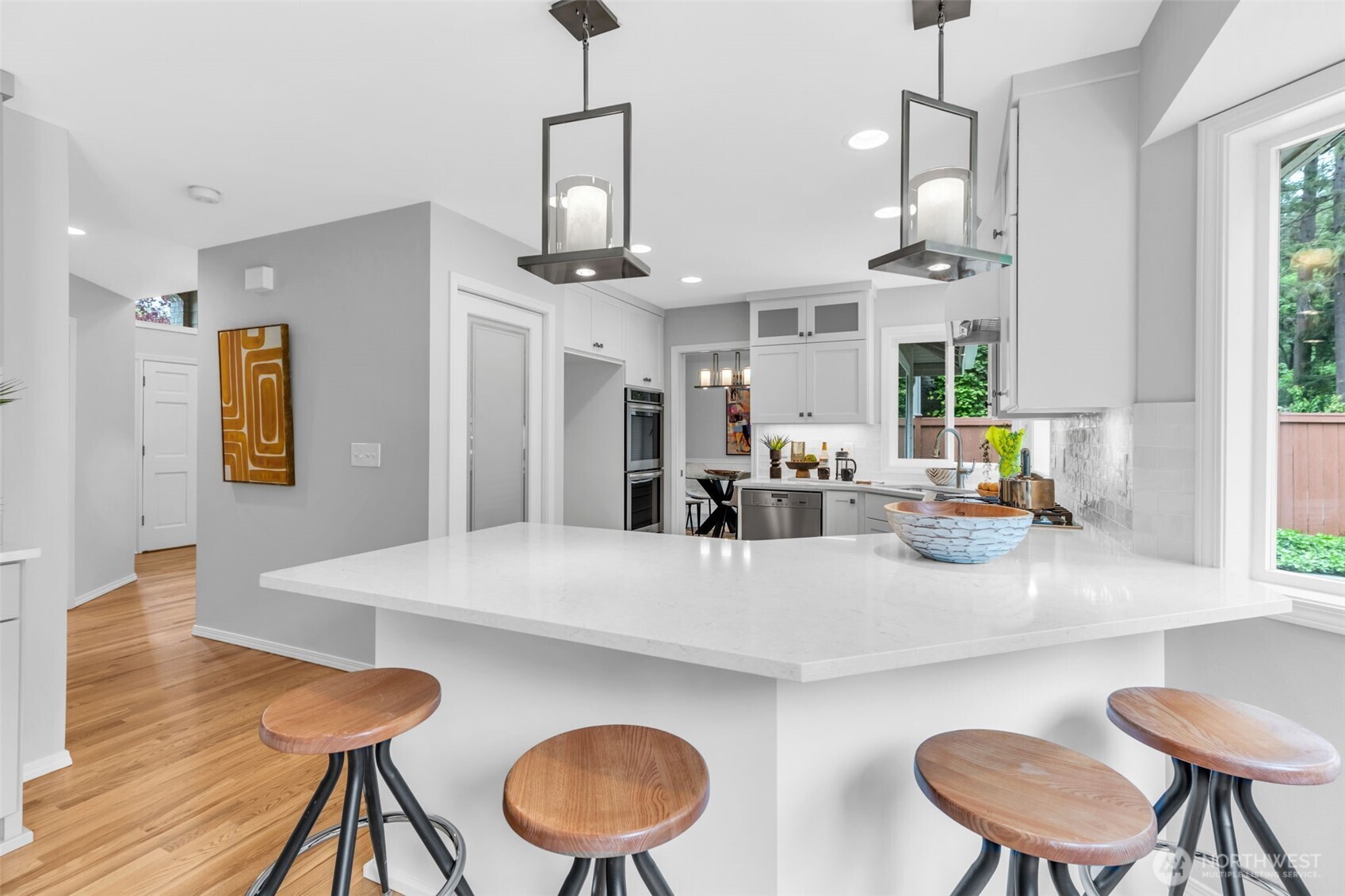 Federal Way, Washington 98003, United States, 4 Bedrooms Bedrooms, ,3 BathroomsBathrooms,Residential,Pending,132043