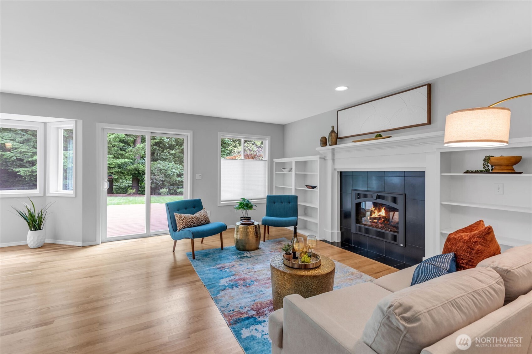 Federal Way, Washington 98003, United States, 4 Bedrooms Bedrooms, ,3 BathroomsBathrooms,Residential,Pending,132043