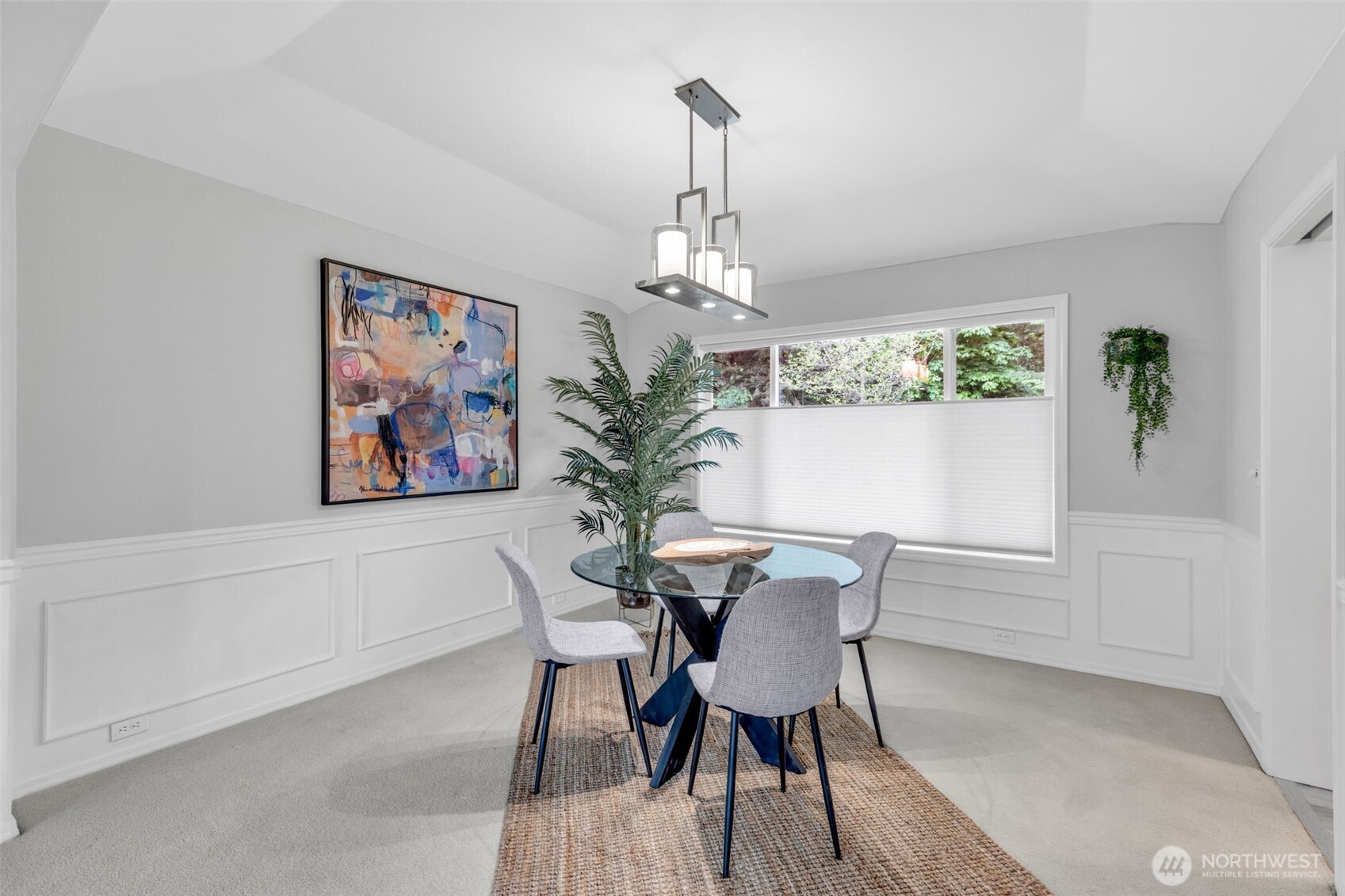 Federal Way, Washington 98003, United States, 4 Bedrooms Bedrooms, ,3 BathroomsBathrooms,Residential,Pending,132043