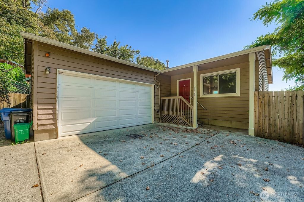 Photo of 3727 S Pilgrim Street, Seattle, WA 98118 (MLS # 2441489)