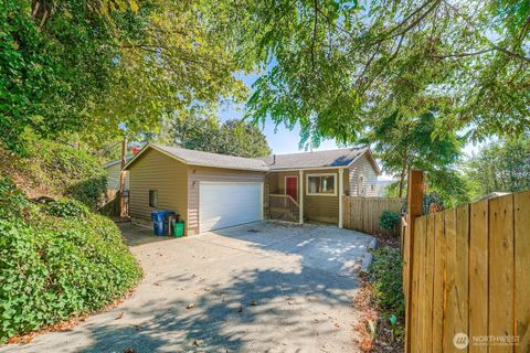 Photo of 3727 S Pilgrim Street, Seattle, WA 98118 (MLS # 2441489)