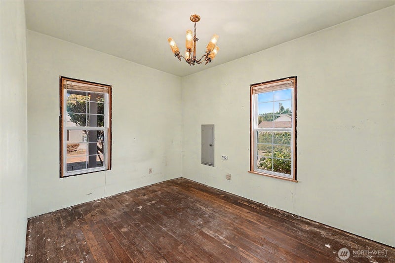 312 Taylor Street SW