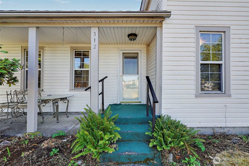 312 Taylor Street SW