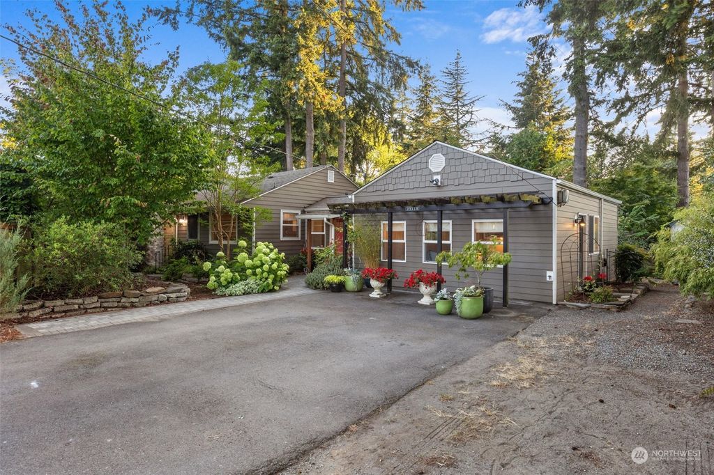 Photo of 23118 84th Avenue W, Edmonds, WA 98026 (MLS # 2278346)