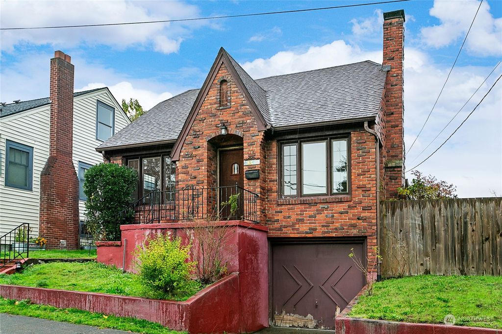 Photo of 6306 9th Avenue NW, Seattle, WA 98107 (MLS # 2177700)