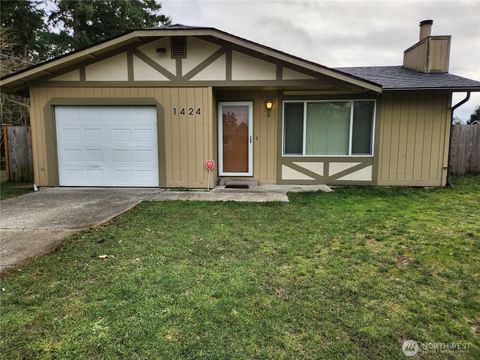 Photo of 1424 S 88th Street, Tacoma, WA 98444 (MLS # 2466432)