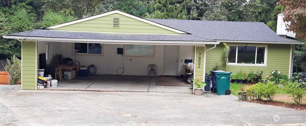 Photo of 7802 139th Place NE, Redmond, WA 98052 (MLS # 2020541)
