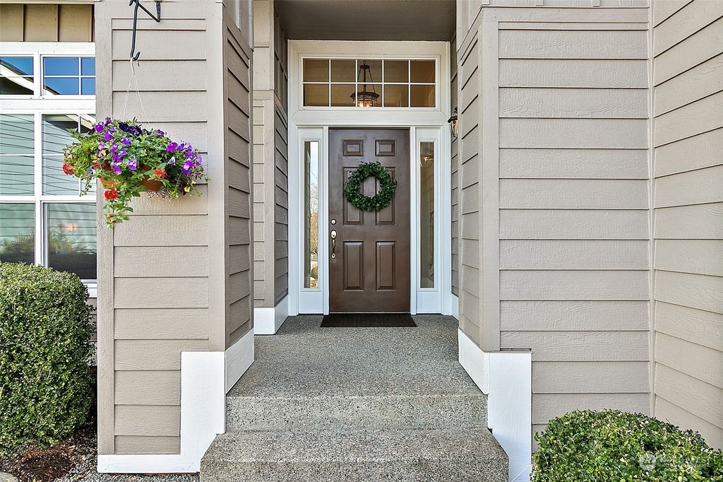 Photo of 13013 SE 305th Court, Auburn, WA 98092 (MLS # 2049425)