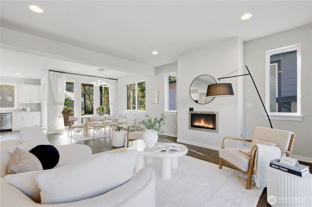 Photo of 8328 138th Ln SE Ln, Newcastle, WA 98059 (MLS # 2492246)