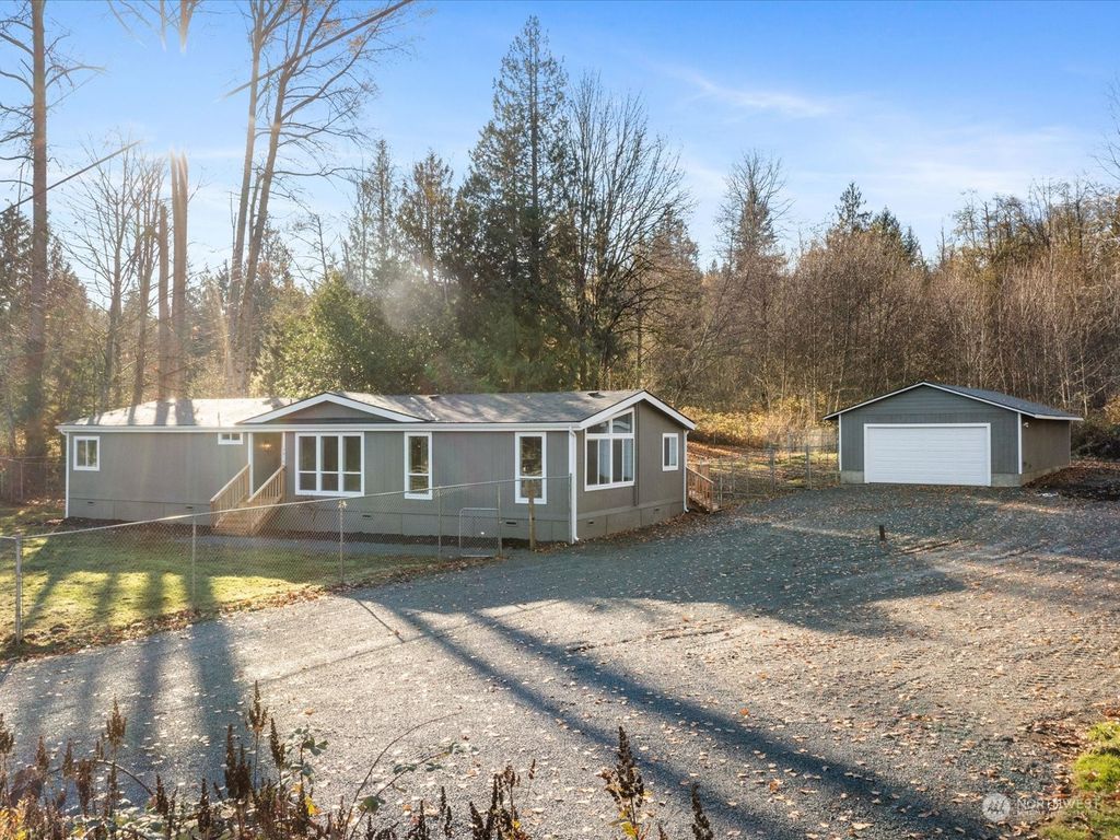 Photo of 14818 NE 2nd Avenue, Marysville, WA 98271 (MLS # 2182819)