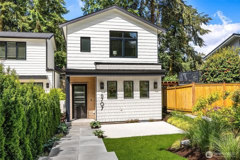 6707 117th Avenue NE Kirkland WA 98033
