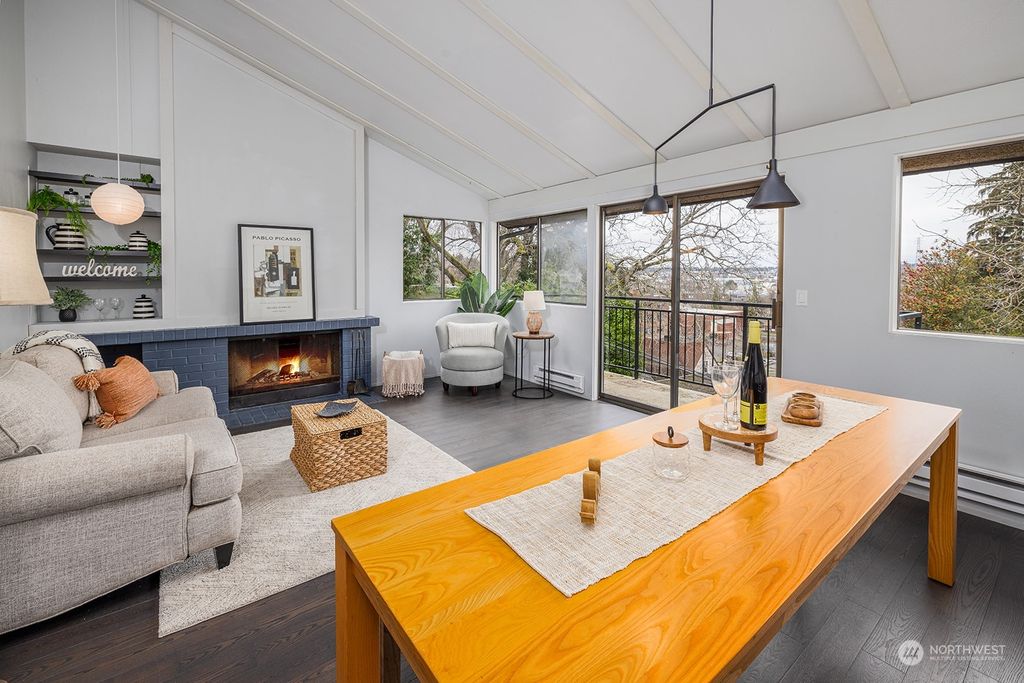 Photo of 34 W Etruria Street #10, Seattle, WA 98119 (MLS # 2315023)