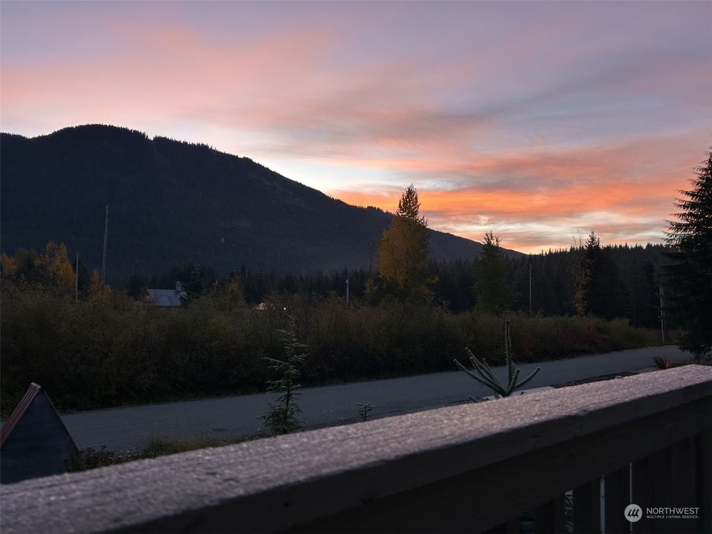 Photo of 571 Hyak Drive E, Snoqualmie Pass, WA 98068 (MLS # 2173998)