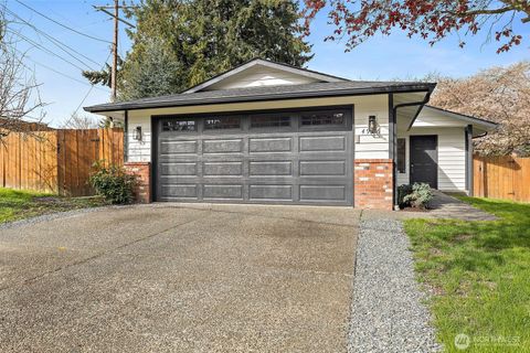 Photo of 4926 Forest Drive, Everett, WA 98203 (MLS # 2504878)