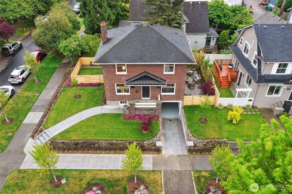 Photo of 103 W Boston Street, Seattle, WA 98119 (MLS # 2376966)